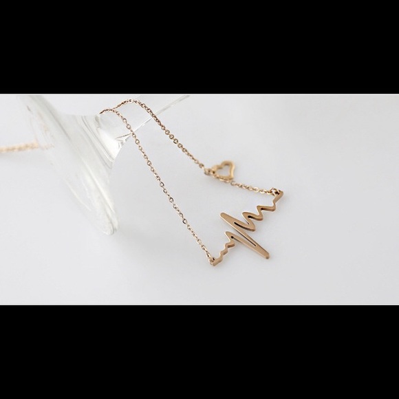 Gold Necklace 18k Rose Gold Pendants-Clavicle - Picture 3 of 4